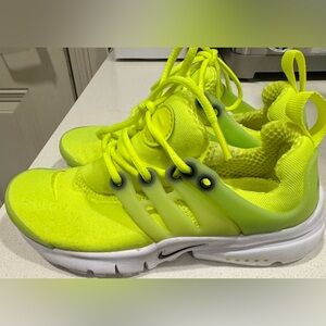 Kids Nike Shoes 12c